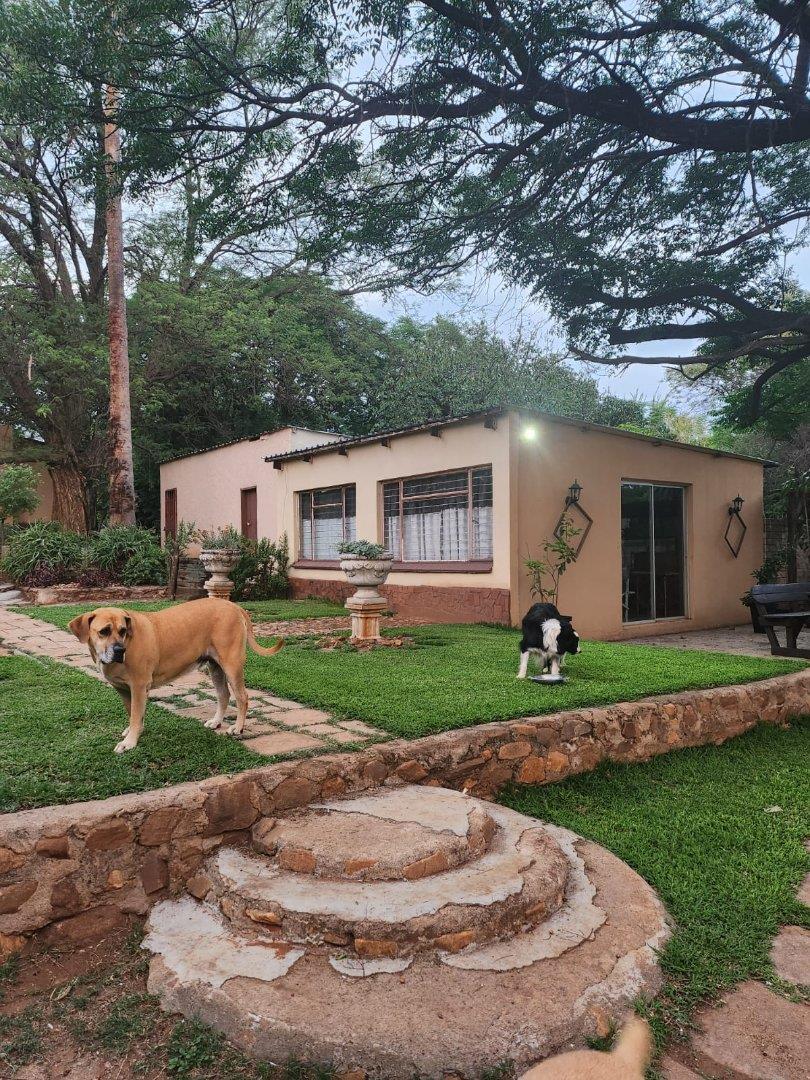 10 Bedroom Property for Sale in Mooinooi North West